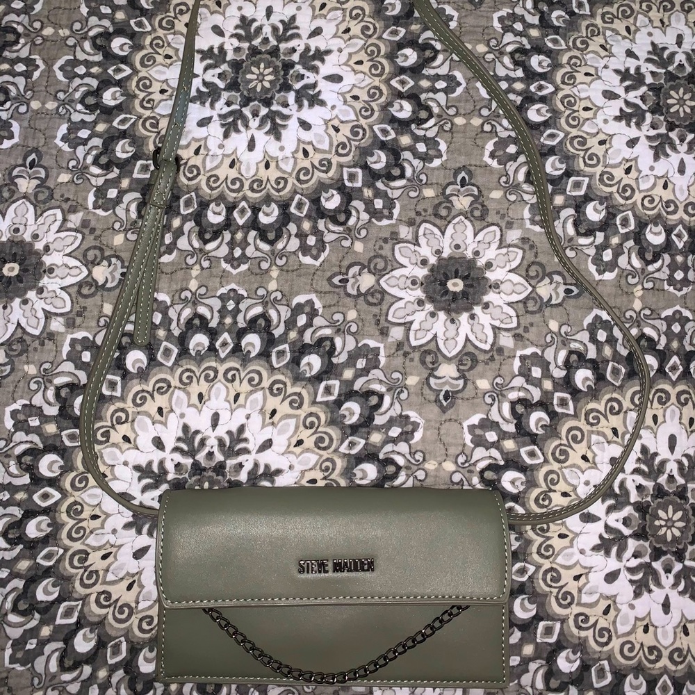 Olive green shoulder bag
